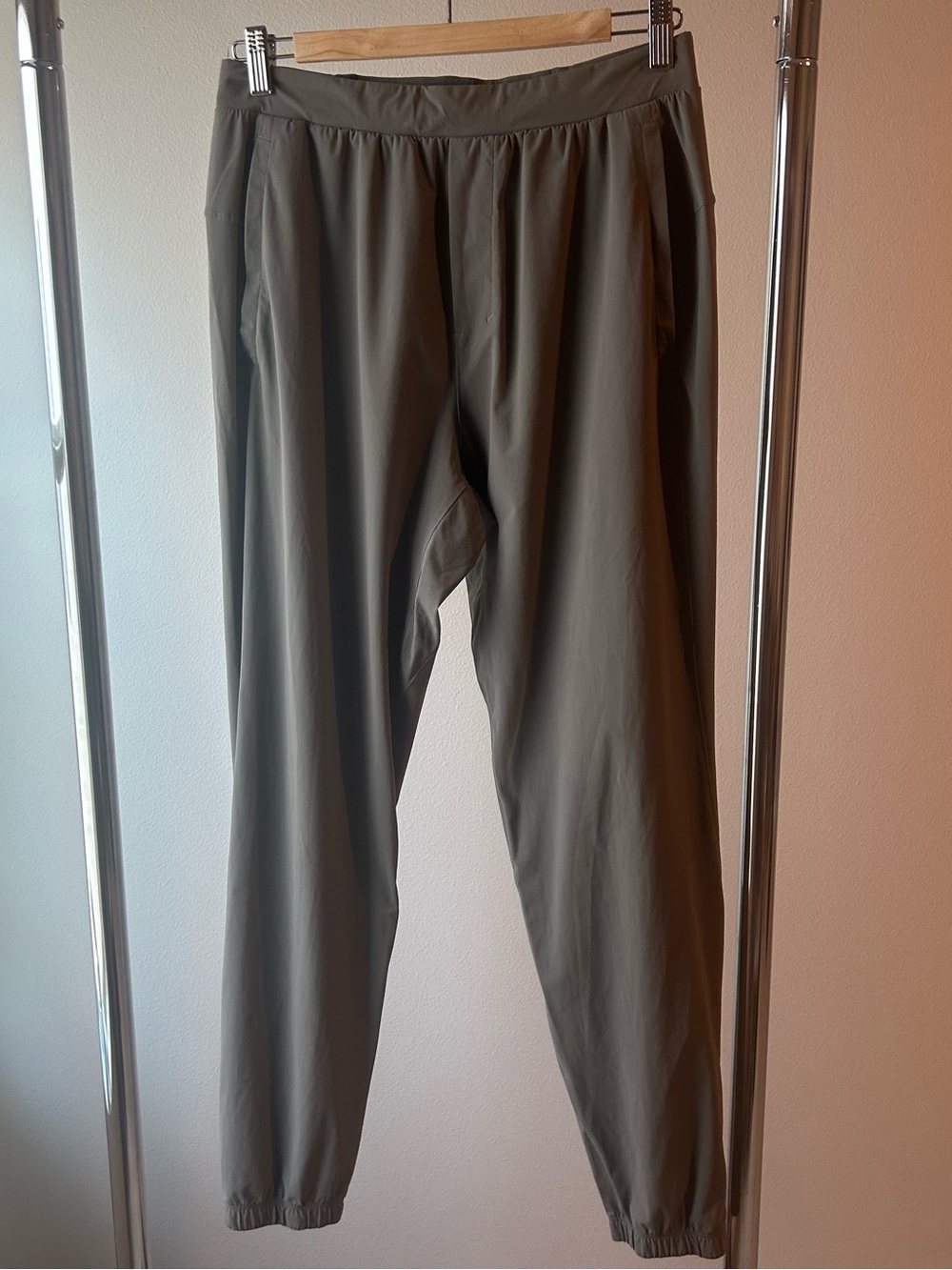 Lululemon Surge Joggers Size Medium in Rover (gray brown) GUC - Picture 2 of 12